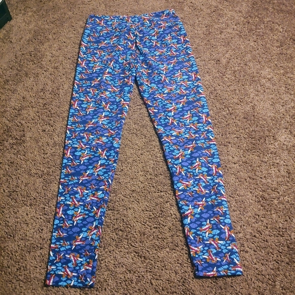 LuLaRoe Gently worn super soft airplane leggings - Picture 5 of 5